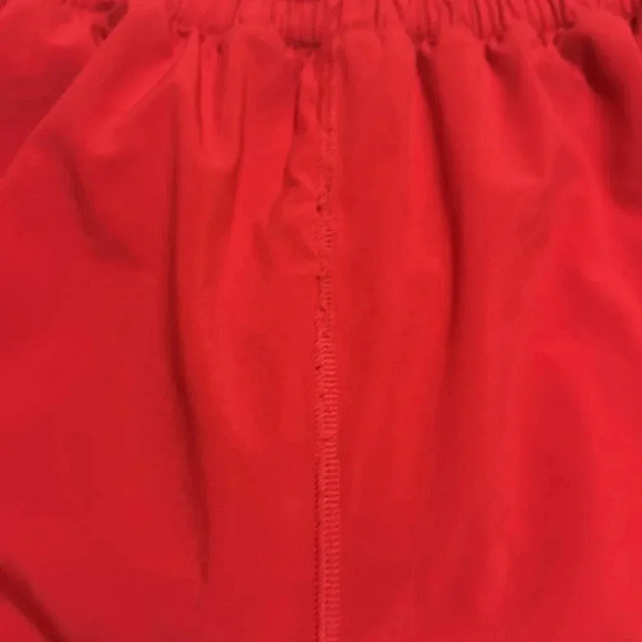 Lululemon Hotty Hot Low-Rise Short 2.5" - Picture 9 of 11